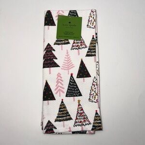 Kate Spade New York Holiday kitchen towels‎ featuring a Christmas tree design